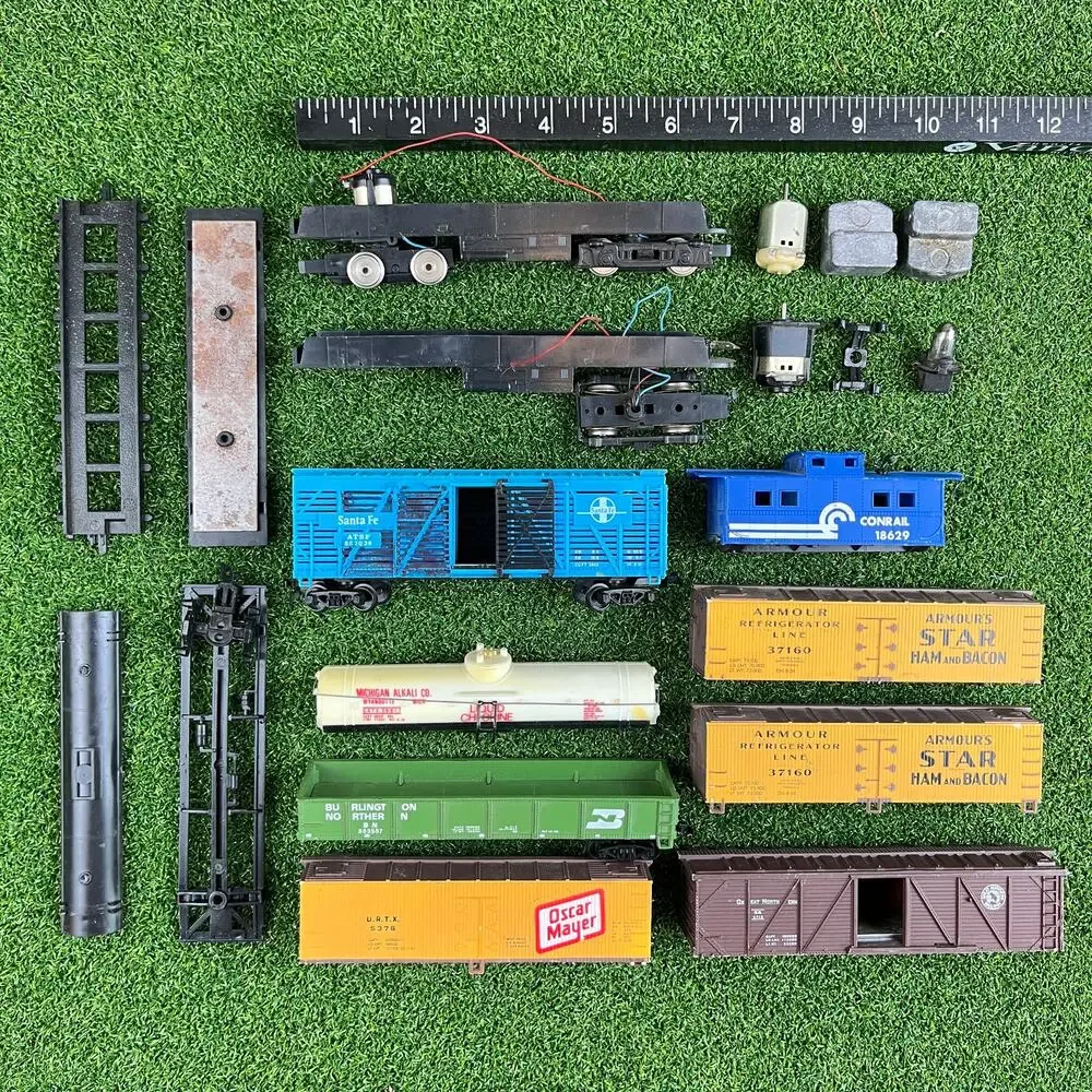 Vintage Lot HO Scale Model Train Parts Set